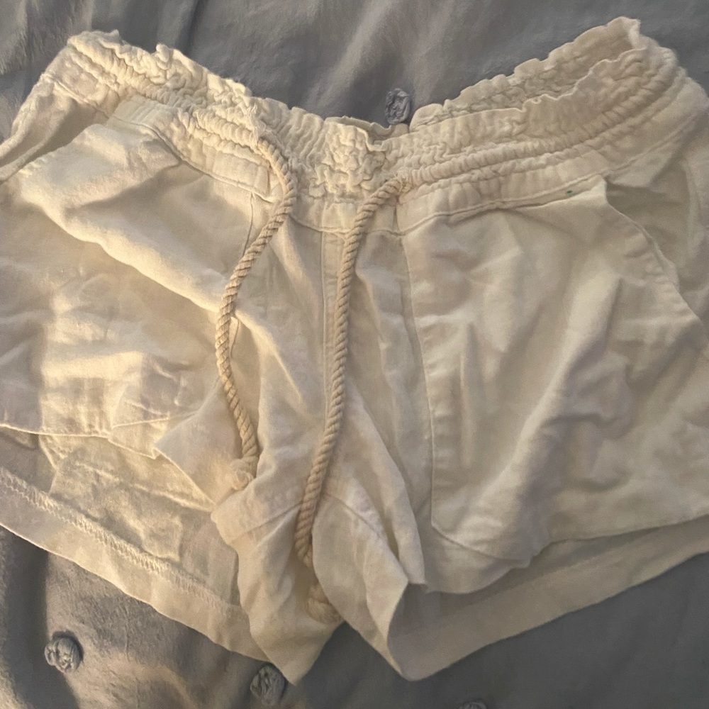 Roxy white paper bag shorts